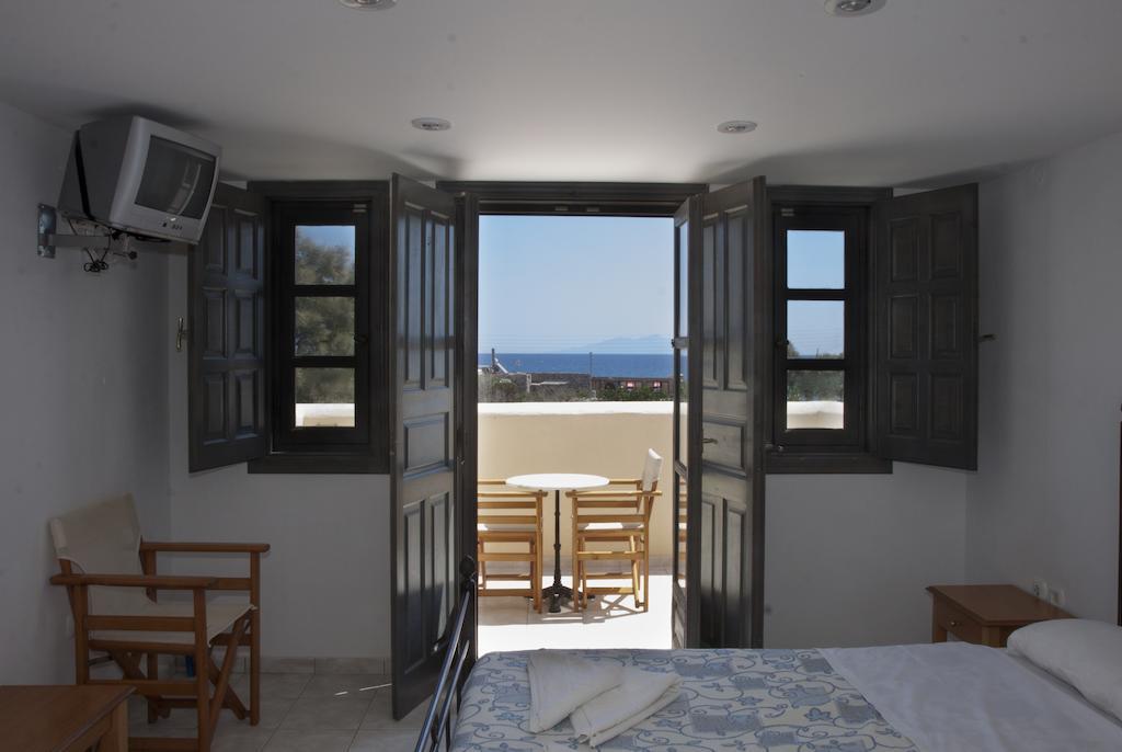 Dagris Villa Studios Kamári Zimmer foto